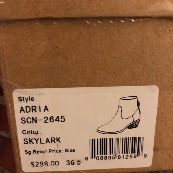 Brand new Joie booties - Picture 5 of 8